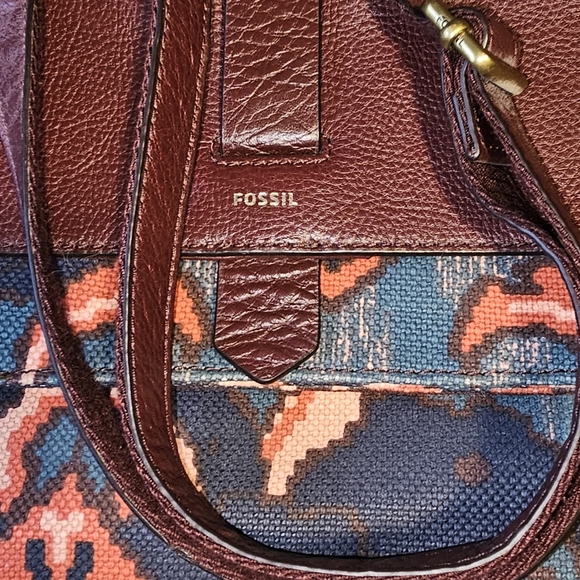 Fossil Kinley Crossbody in Textile and Leather Combo - Picture 5 of 13